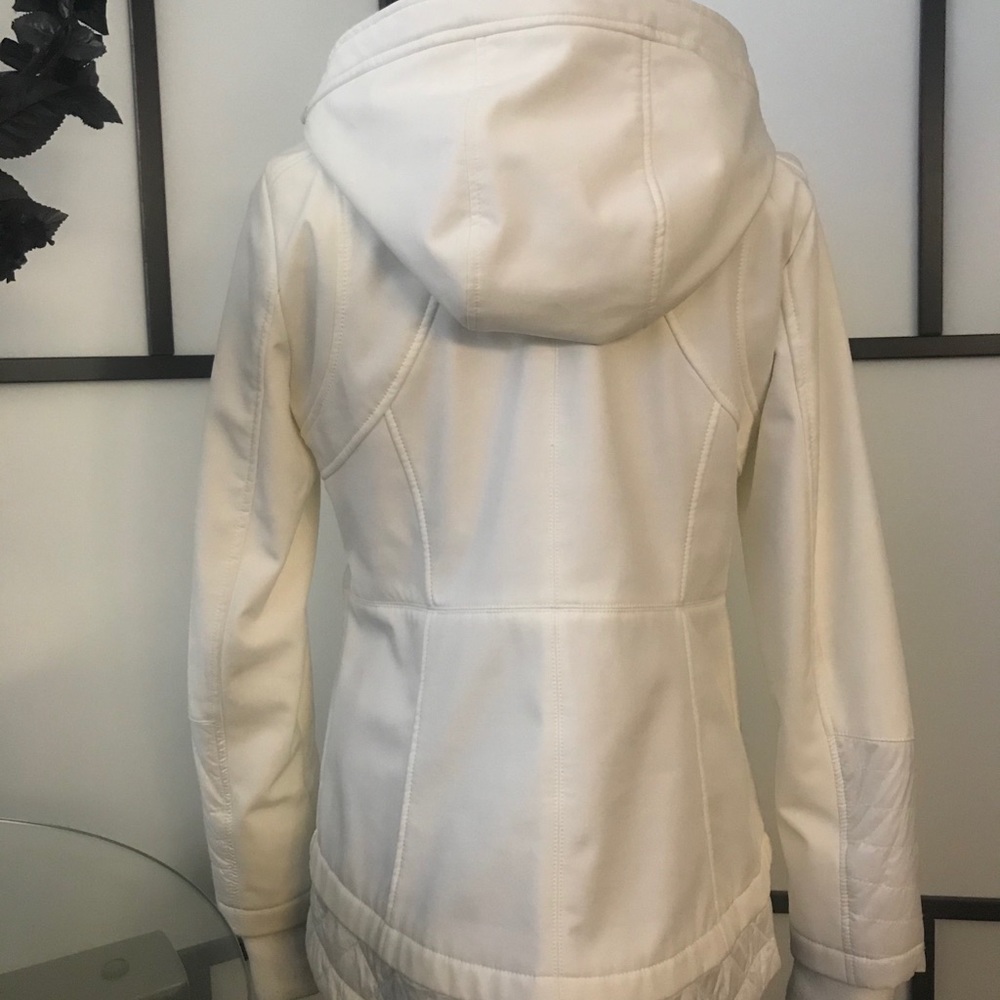 Jacket - Picture 3 of 6